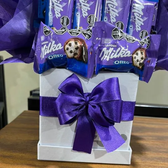 Box con chocolates violet lite 